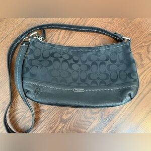 Vintage Coach Black Signature Shoulder Bag